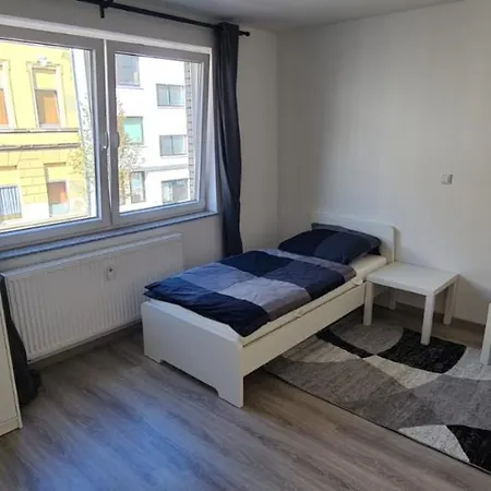 2 Zkb City/krefeld, Monteure,netflix,prime كريفيلد