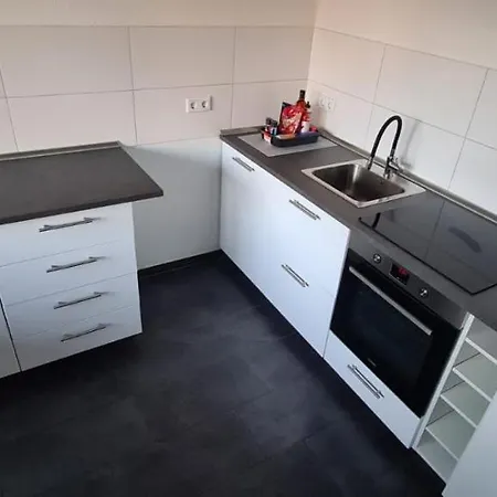 2 Zkb City/krefeld, Monteure,netflix,prime
